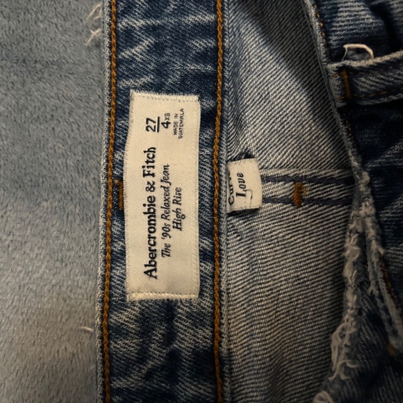 Curve Love High Rise 90s Relaxed Jean - Picture 6 of 7